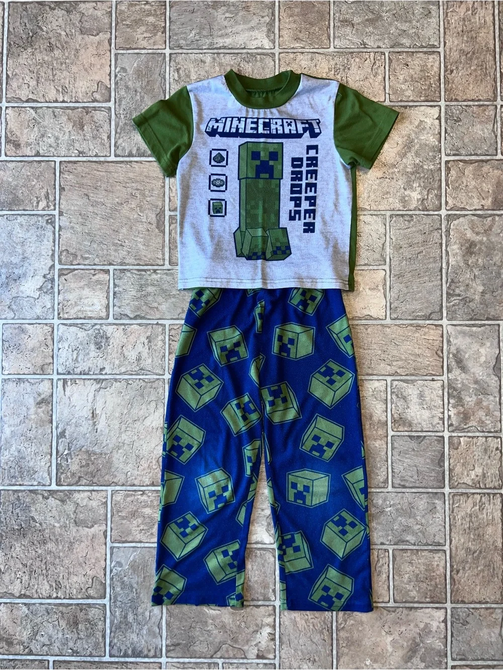 Kids Minecraft Creeper Pajama Set